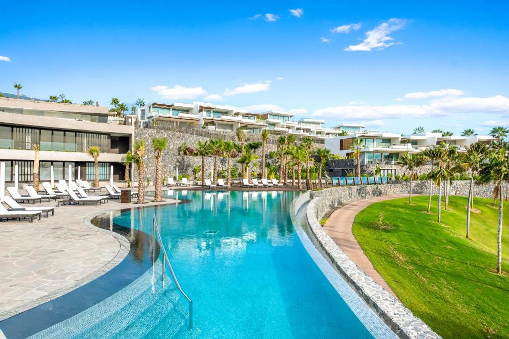 Los Jardines de Abama suites